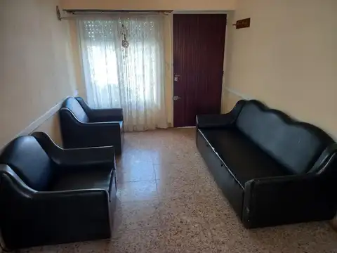 Casa en Venta en Rafael Calzada, USD 76.000