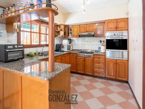 Casa en Venta en Liniers, USD 325.000