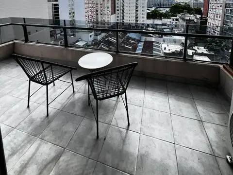Venta Parque España de 1 Dormitorio c/Cochera y Balconazo