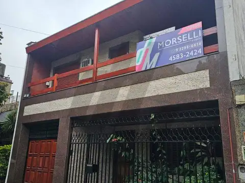 Casa lote propio 4 amb con garage, patio, quincho, terraza, 3 baños y altillo.