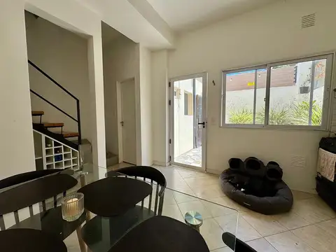 Depto Tipo Casa en Venta en Beccar, USD 116.000