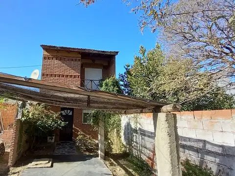 Casa en Venta con 1 cochera