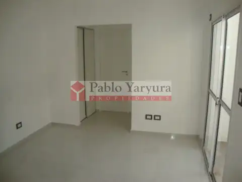 Depto Tipo Casa 2 ambientes con 1 baño