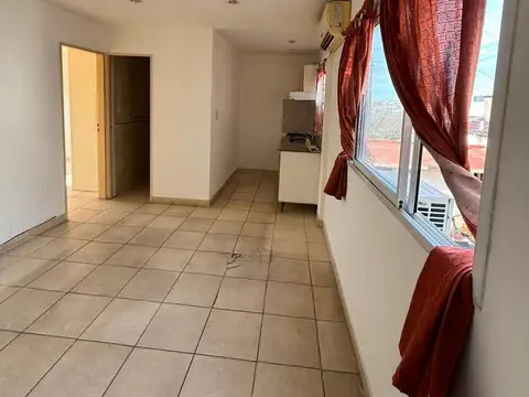 Departamento en Alquiler en Ramos Mejia, $ 380.000