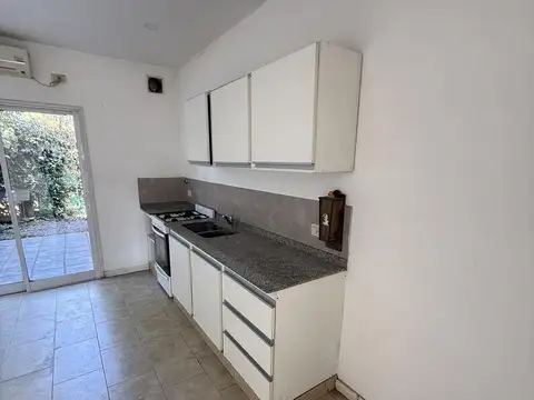 Departamento en Alquiler con 1 cocheras