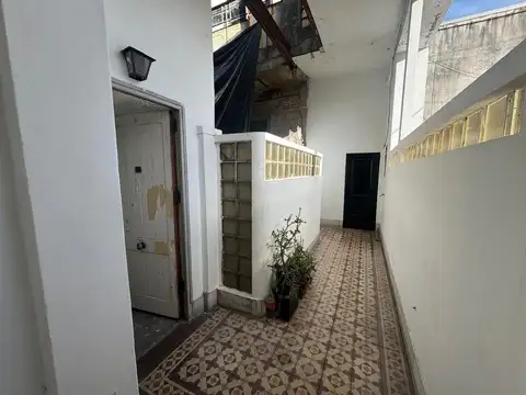 Depto Tipo Casa en Venta de 5 ambientes