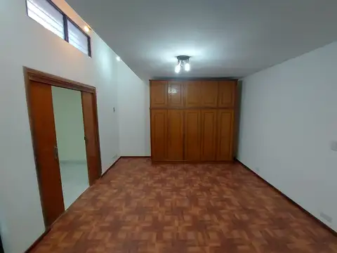 José Pedro Varela 3400, Piso PB