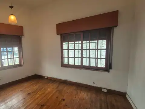 Casa en Venta en Bernal Oeste, USD 79.000