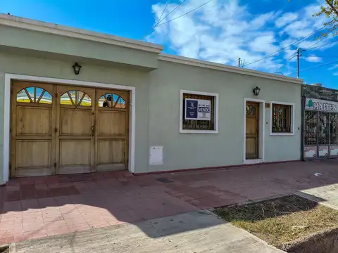 Casa con departamento en venta b° san ignacio godoy cruz con tour virtual