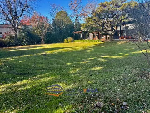 Terreno en Venta 35  mts Fondo