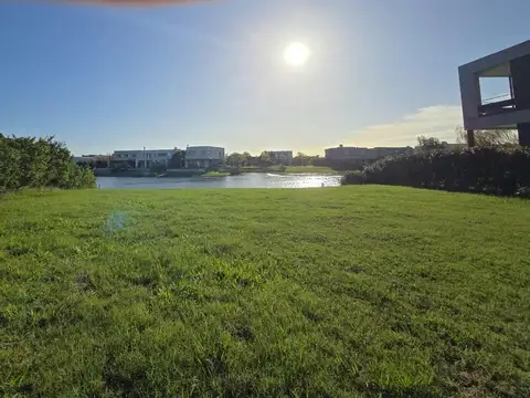 Terreno en Venta en Puertos - Barrio Ceibos, USD 179.000