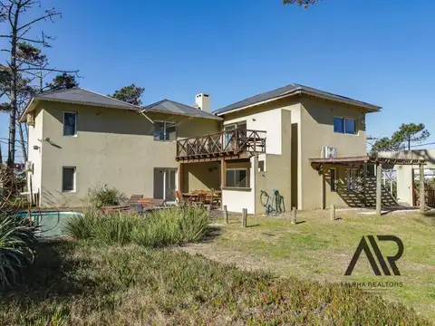 Casa en alquiler temporario en Manantiales