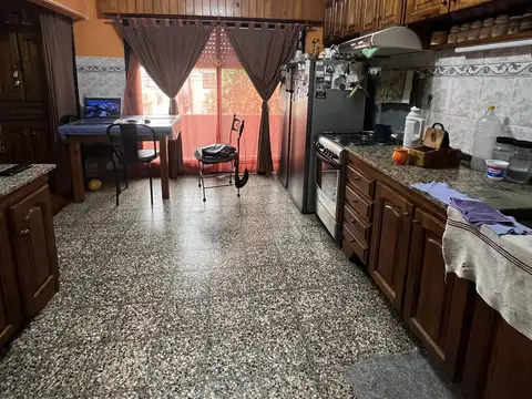 Depto Tipo Casa en Venta de 4 ambientes