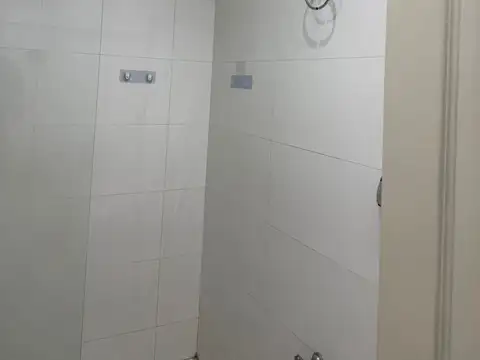 Departamento en Alquiler en Lanus, $ 350.000