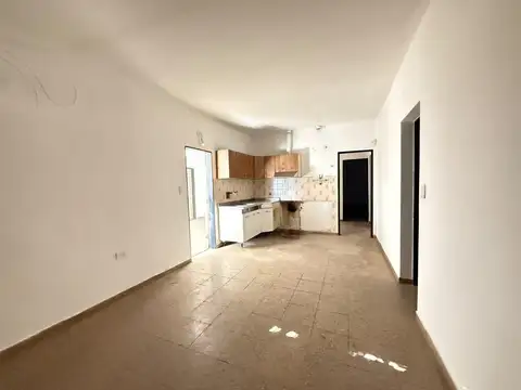 Casa en Alquiler con 1 cochera