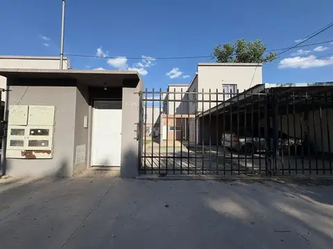 ALQUILER/DEPARTAMENTO/DOS DORMIS/INGRESO VEHICULAR