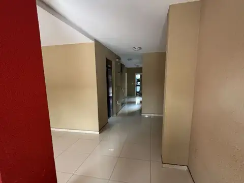 Departamento en Alquiler en Haedo, $ 400.000