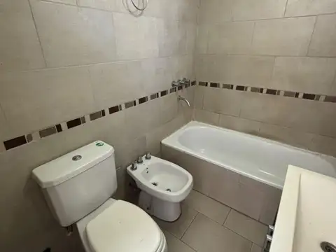 Maipu 100, Piso 2