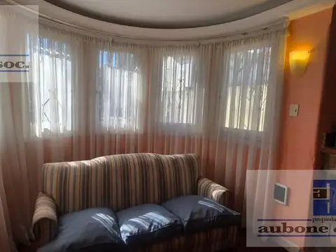 Casa en Venta en Bernal, USD 210.000