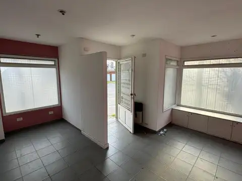 Casa en Venta en Villa Luzuriaga, USD 140.000