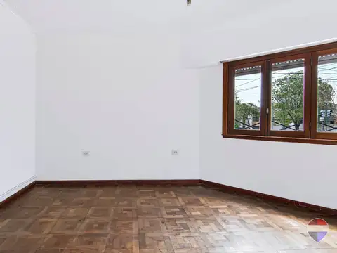 Depto Tipo Casa 4 ambientes con 1 baño