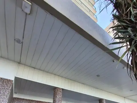 VENTA DEPTO DE 2 AMB PLAZA ESPAÑA!