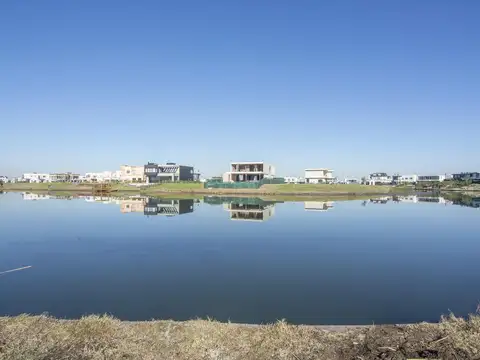 Terreno en Costas, Puertos del Lago