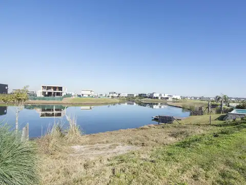 Terreno en Venta en Puertos - Barrio Costas, USD 250.000