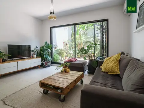 excelente PH con patio, bajas expensas 