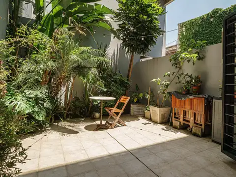 Depto Tipo Casa 2 ambientes con 1 baño