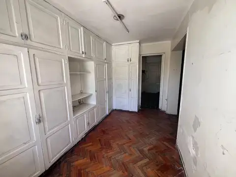VENTA CASA A RECICLAR