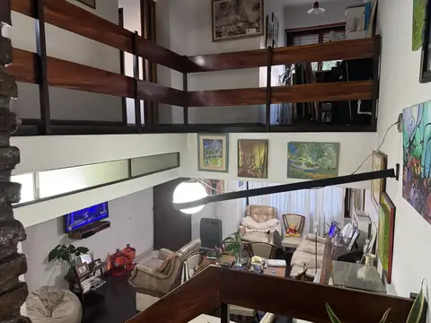 Depto Tipo Casa en Venta 50 años