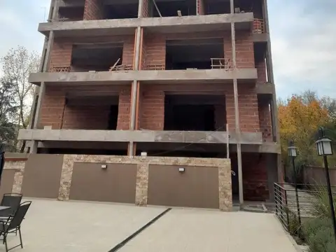 Departamento en Venta en Barrio Parque Leloir, USD 90.000