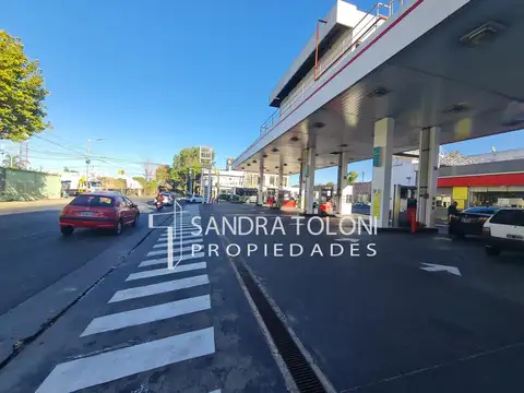 Av. Bernardino Rivadavia 600