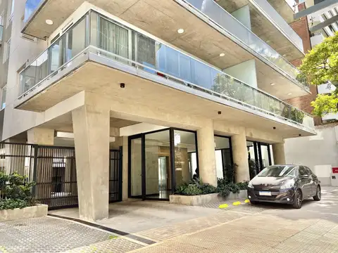Fantástico dos ambientes en venta con cochera en Torre Bouchard, La Lucila.