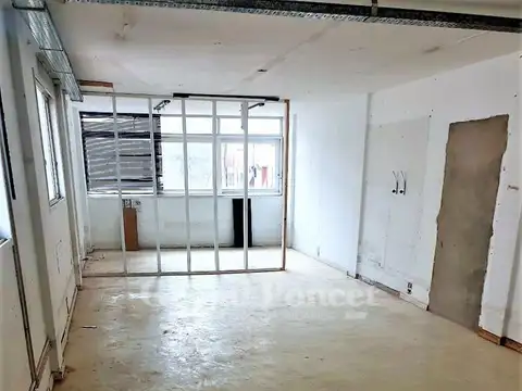 Oficina en Venta 60 años