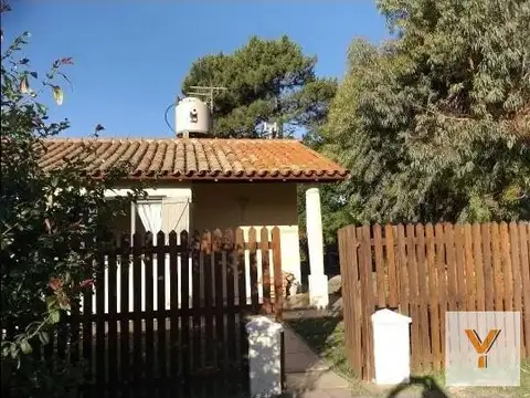 Isla de los Estados e/ 11 y 13