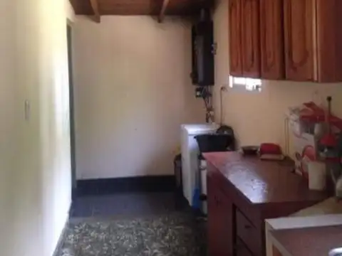 Casa 4 ambientes con 1 baño