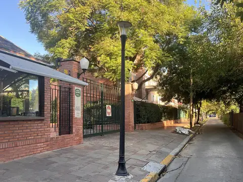 Alquiler de excelente 2 Ambientes en Jardines de San Isidro 1