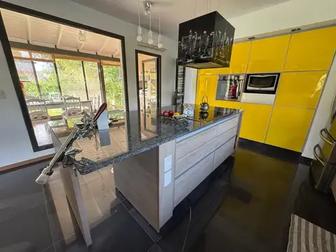 VENTA CASA 4 AMB. IMPECABLE EN LOS POTRILLOS PILAR