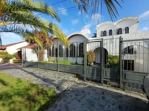 Venta casa 5 amb el progreso dividida 2 casas