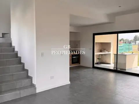 Casa en Venta en Pilar Del Este - Santa Elisa, USD 160.000