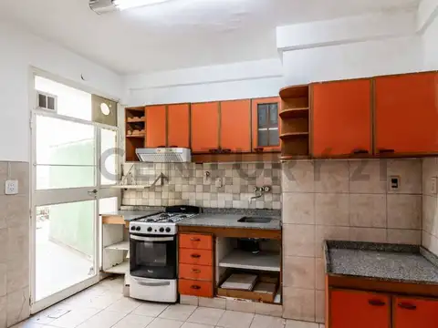 Departamento 4 ambientes con 2 baños