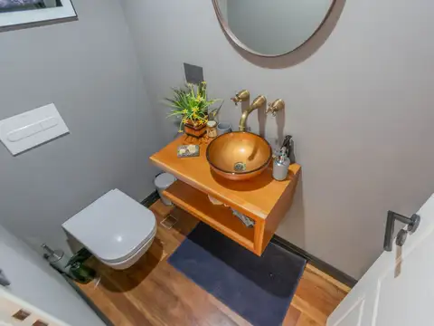 Alq Casa Premium BARRIO RIVER Jardín Pileta Cocher