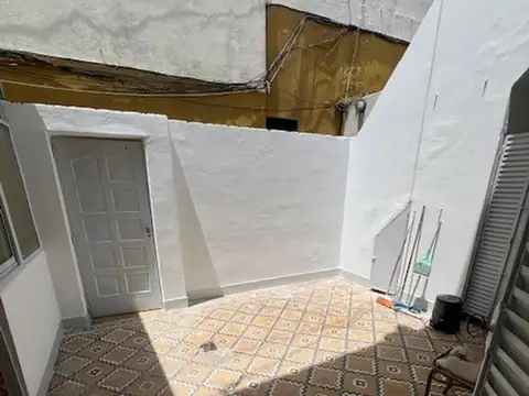 tipo casa 3 amb coc com diario, baño  y patio sin exp