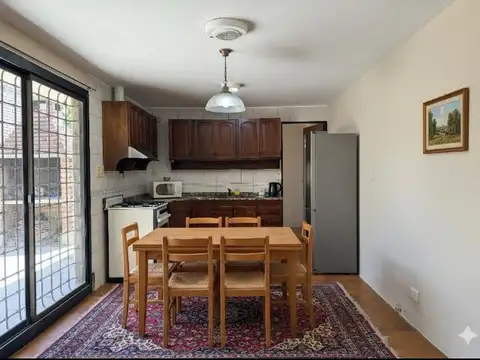 Casa 5 ambientes con 1 baño