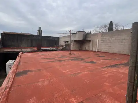 ALQUILER CASA 3 AMBIENTES. SAN JUSTO ZONA CEMENTERIO ARMENIO A METROS DE AV CROVARA