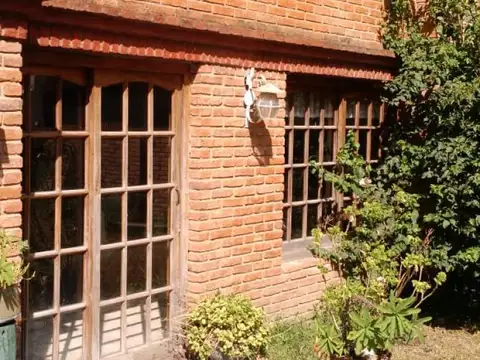 Casa 5 ambientes con 4 baños