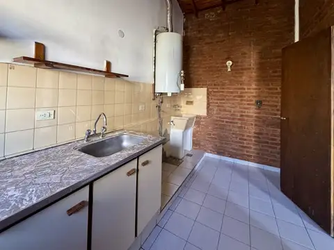 Depto Tipo Casa en Alquiler en Puerto Madryn, $ 460.000