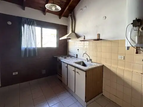 Depto Tipo Casa en Alquiler de 1 dormitorio